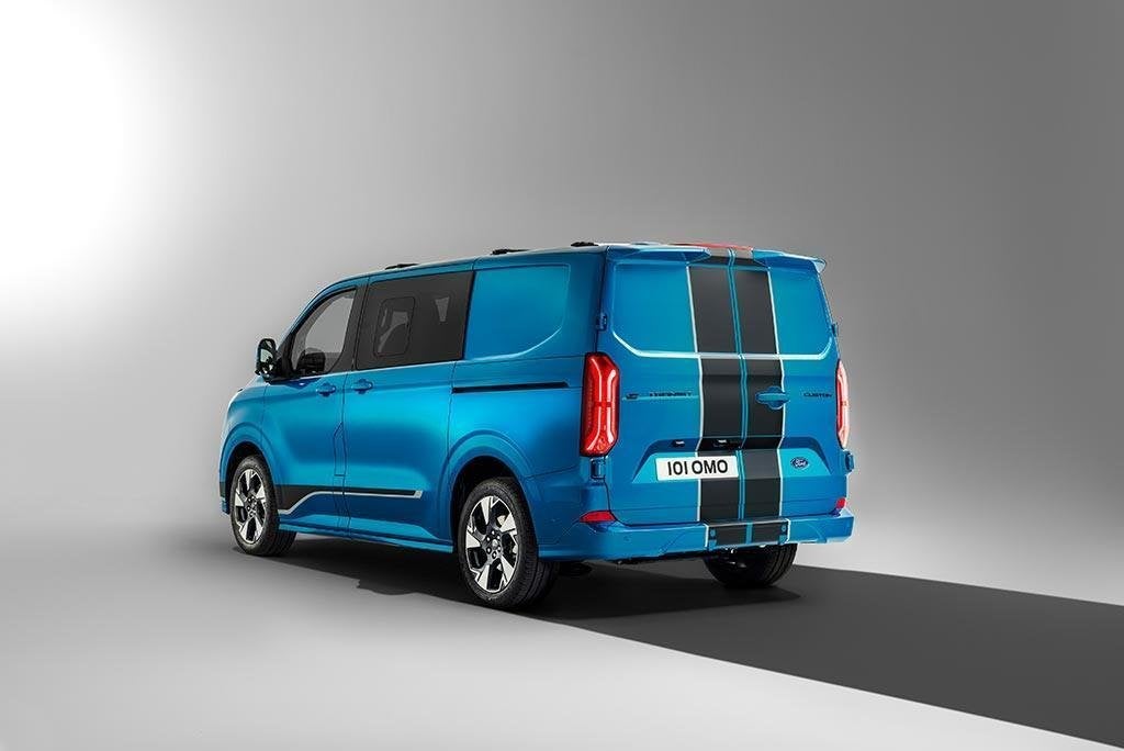 Ford E-Transit Custom 65kWh 136PK L1H1 Trend | Te bestellen, Euro 6, Blauw, 14 km/l, Nieuw