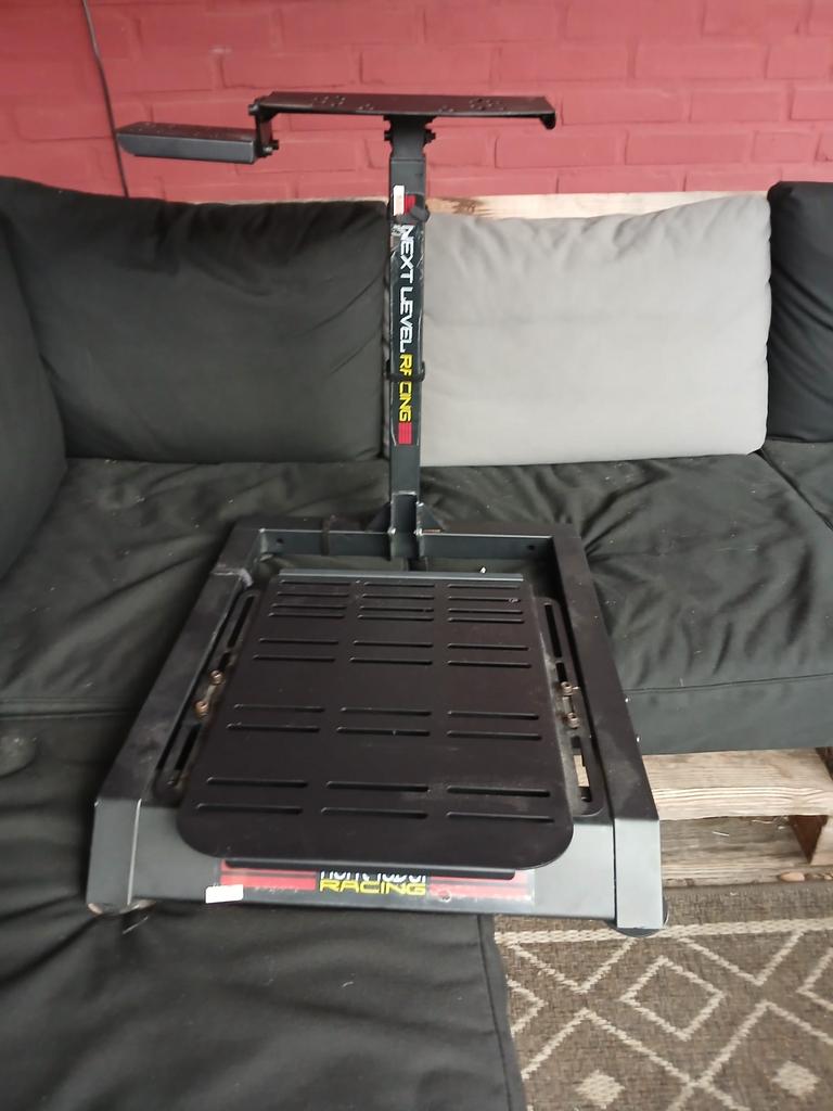 Next level wheel stand, Spelcomputers en Games, Spelcomputers | Sony PlayStation Consoles | Accessoires, Zo goed als nieuw, Playseat of Racestoel