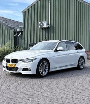 BMW 3-Serie 328i High Executive|Trekhaak|Handgeschakeld, Auto's, Automaat, Zwart, 4 cilinders, Wit