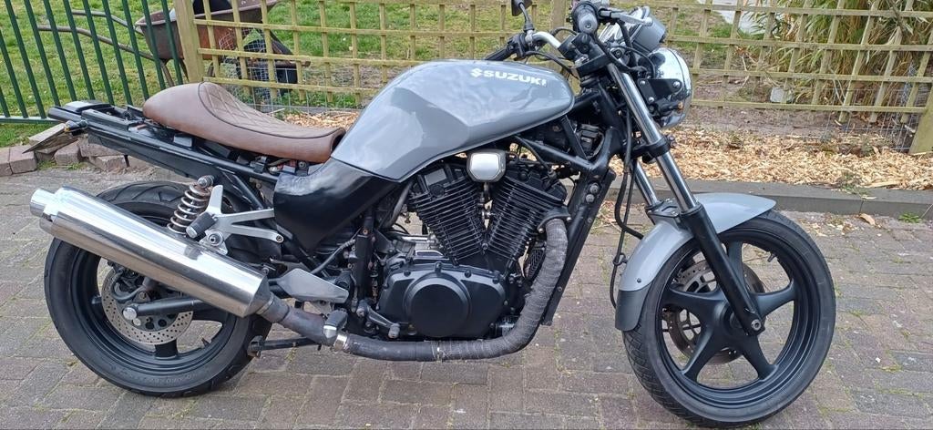 Leuke naked bike cafe racer vx 800, Motoren, 2 cilinders, Motorrijbewijs A, Gebruikt, Particulier