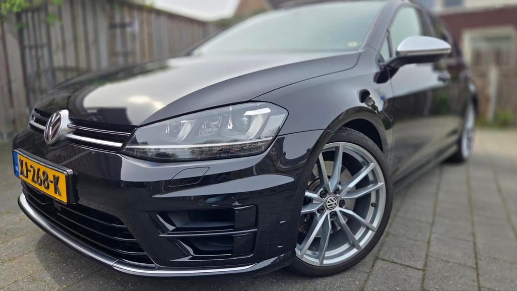 Volkswagen Golf R 2.0 TSI 4MOTION 368pk Handgeschakeld!, Auto's, Volkswagen, USB, Zwart, 4 cilinders, 1984 cc