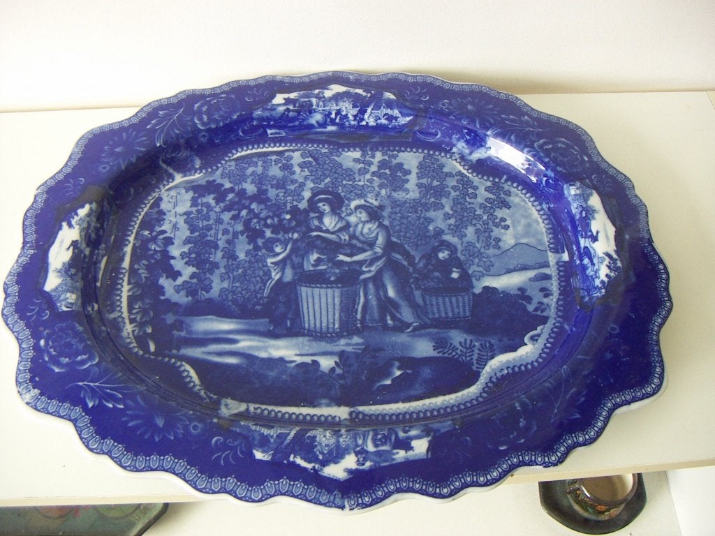Victoria ware Iron stone grote serveerschaal jr.1900-1920., Ophalen of Verzenden