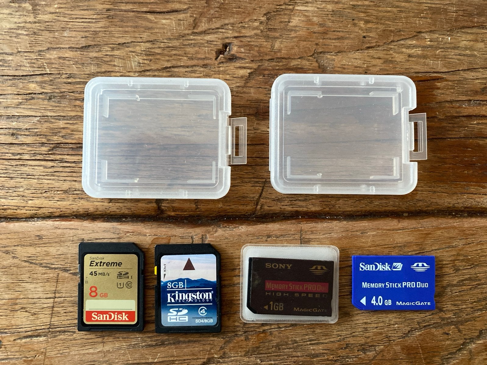 Diverse Geheugenkaarten: 1GB, 4GB, 8GB SD & Memory Stick, Gebruikt, Memory stick, Fotocamera, Minder dan 2 GB