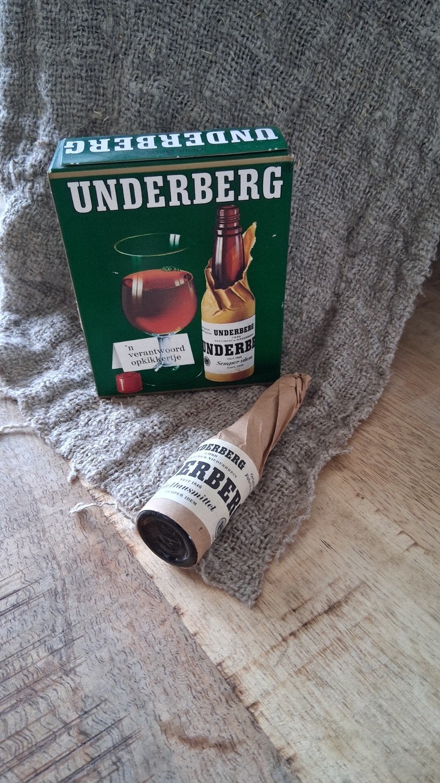 Vintage  flesjes Underberg kruidenbitter met doosje, Ophalen of Verzenden, Nieuw