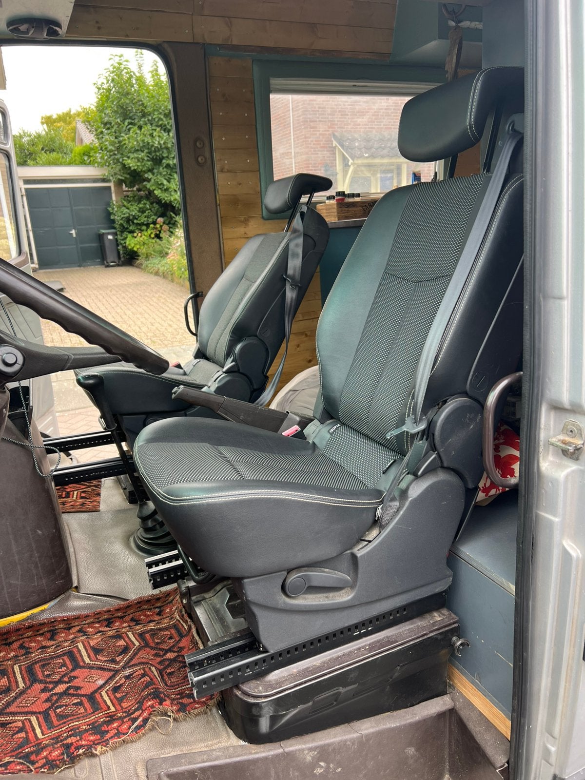 half leren stoelen 30 gordel isofix mercedes 508-608 enz.., Ophalen of Verzenden