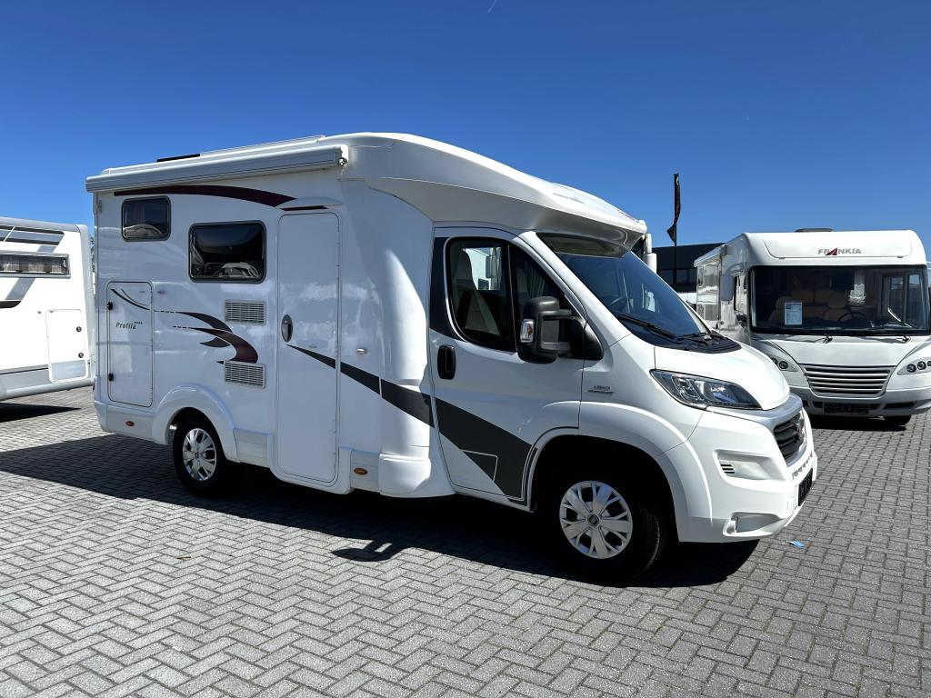 Eura Mobil Profila T 590 FB Dwarsbed/Euro-5/2015/5.99m/131pk, Caravans en Kamperen, Campers, Fiat, Tot en met 2, Bedrijf, 5 tot 6 meter