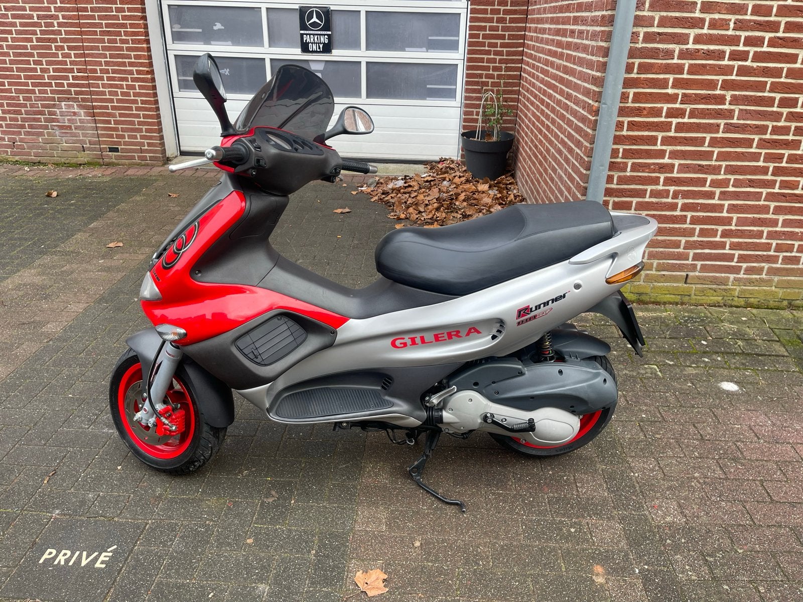 Gilera Runner 180cc - Krachtige en sportieve motorscooter, Motoren, Motoren | Piaggio, Scooter, Gebruikt, Particulier, 11 kW of minder