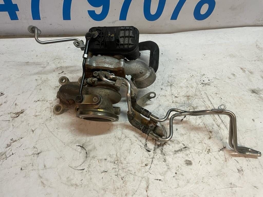 Volkswagen golf 7 VW T CROSS EN POLO  Turbo 04C145703M, Gebruikt, -, -, Ophalen of Verzenden