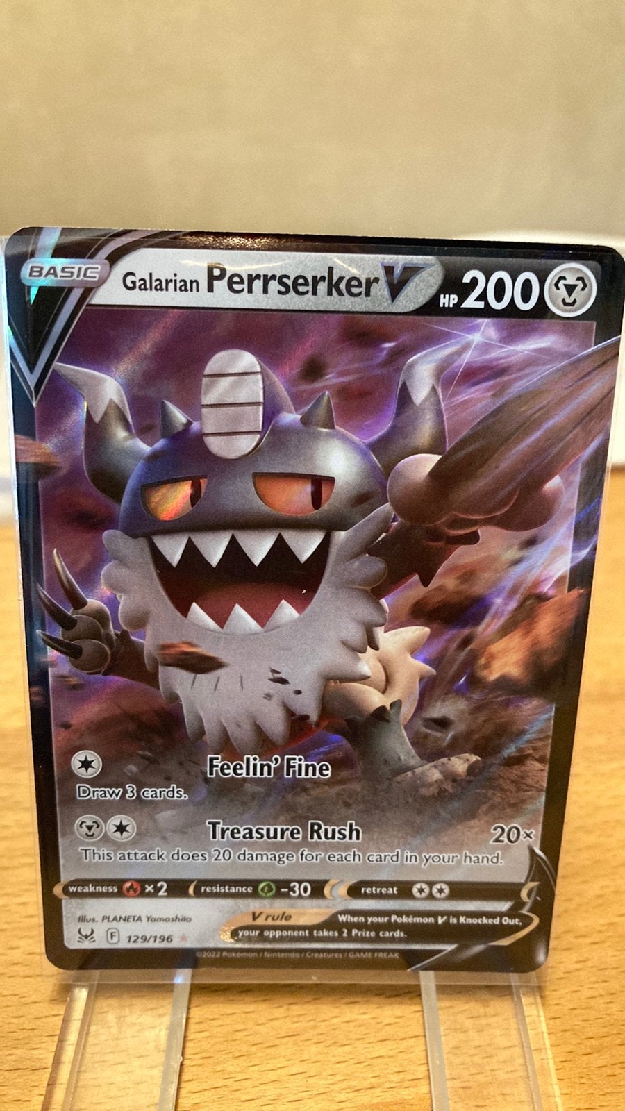 Pokemon Perrserker V 129/196 Lost Origin 3,00 euro, Ophalen of Verzenden, Zo goed als nieuw