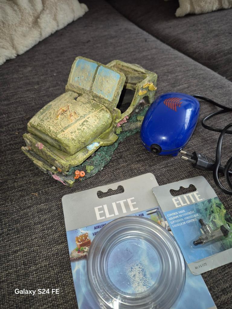 Leuke aquarium decoratie, Dieren en Toebehoren, Vissen | Aquaria en Toebehoren, Ophalen, Zo goed als nieuw