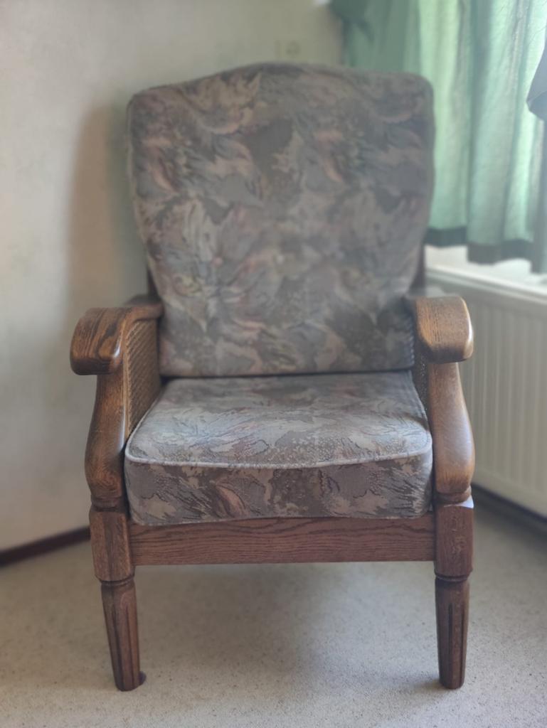 Eiken senioren stoelen 2x, Ophalen, Gebruikt, 75 tot 100 cm, 50 tot 75 cm
