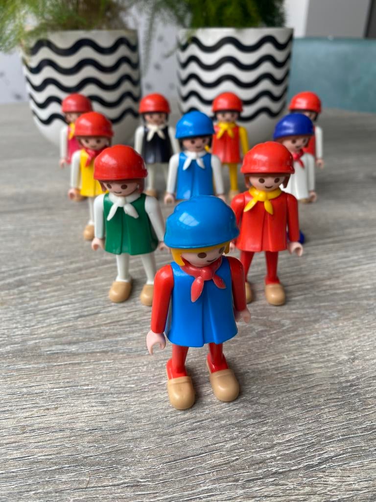 10 vintage boerinnen steck vakwerkhuizen kastelen., Kinderen en Baby's, Speelgoed | Playmobil, Ophalen of Verzenden, Gebruikt