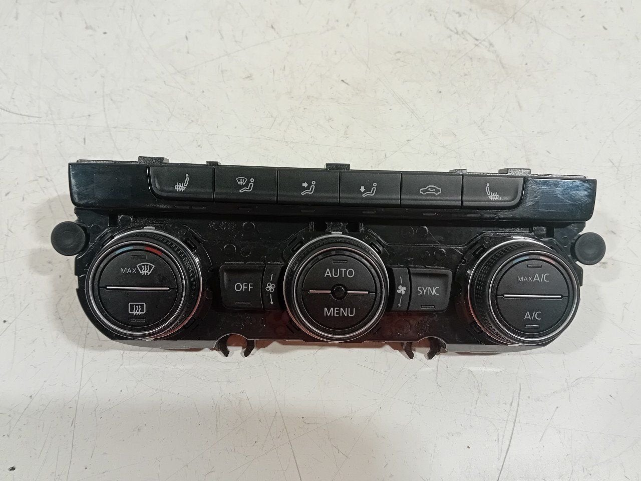 Bedieningspaneel kachel Volkswagen Golf, Onderdelen@venauto.nl, Van der Ven Autorecycling B.V., Gebruikt, Ettenseweg 76, 4706 PB Roosendaal, The Netherlands