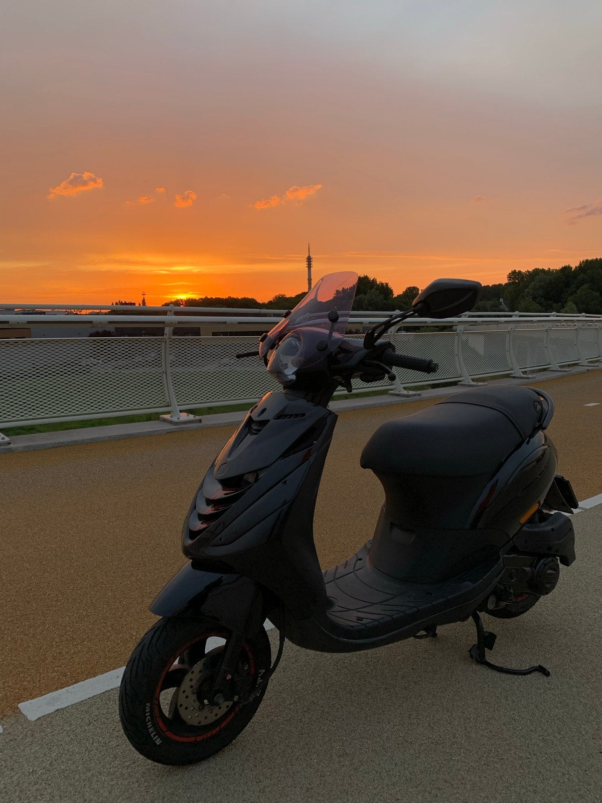 Piaggio Zip 4T - Zwart, Goed Onderhouden, Ophalen, Gebruikt, Maximaal 45 km/u, Zip