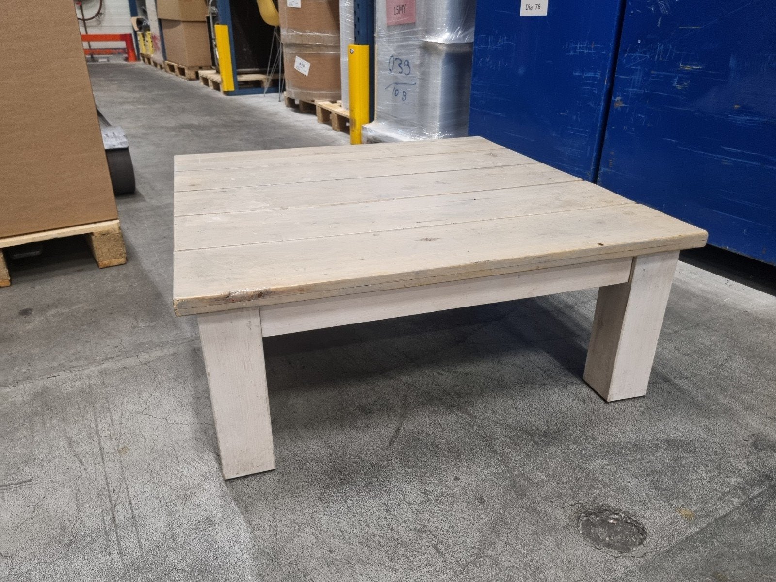 Robuuste vierkante salontafel van licht hout, Gebruikt, 50 tot 100 cm, Vierkant, Landelijk, Industrieel