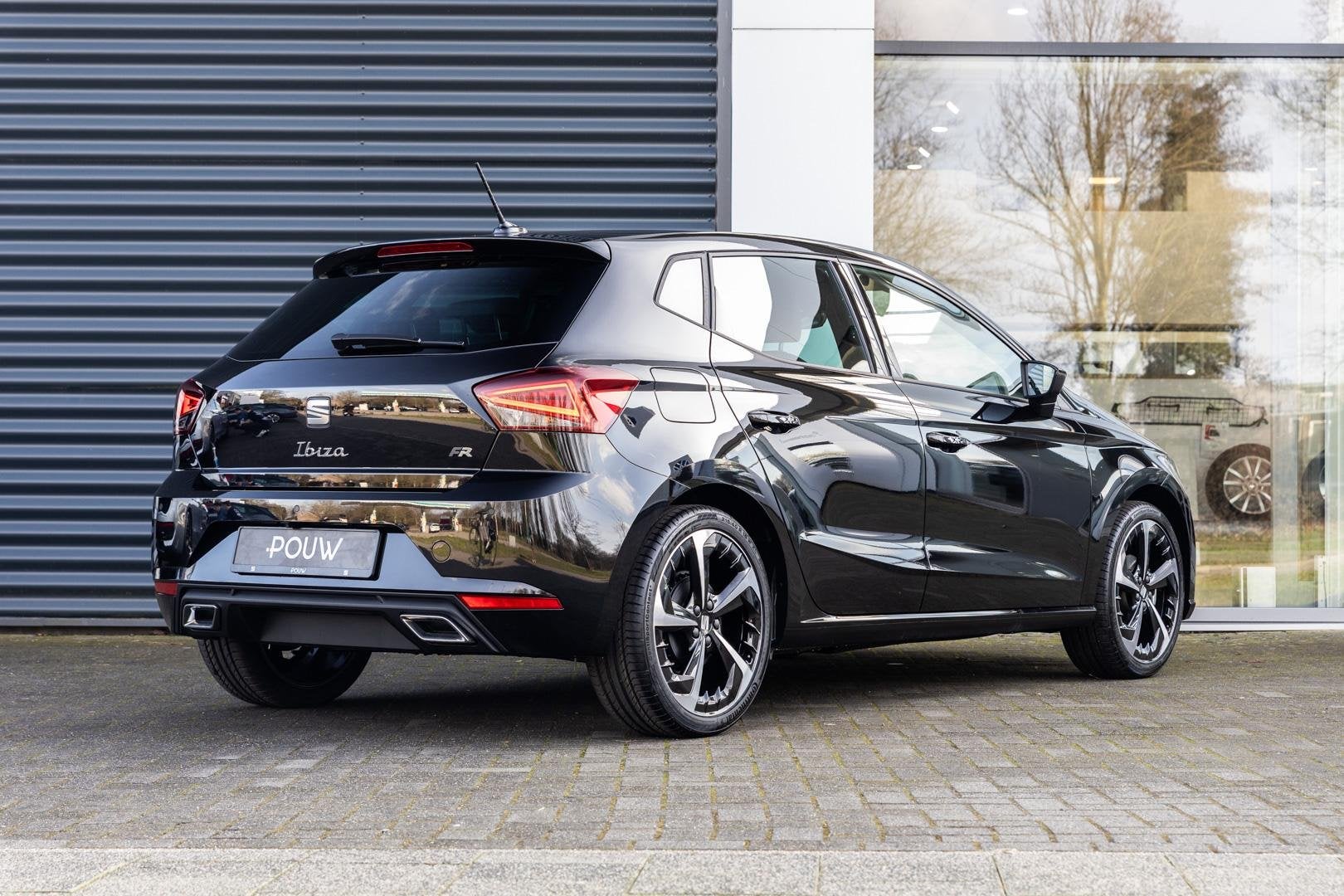 SEAT Ibiza 1.0 EcoTSI 95pk FR Business Connect | 18" Velgen, Auto's, Voorwielaandrijving, 12 maanden, 95 pk, Alcantara