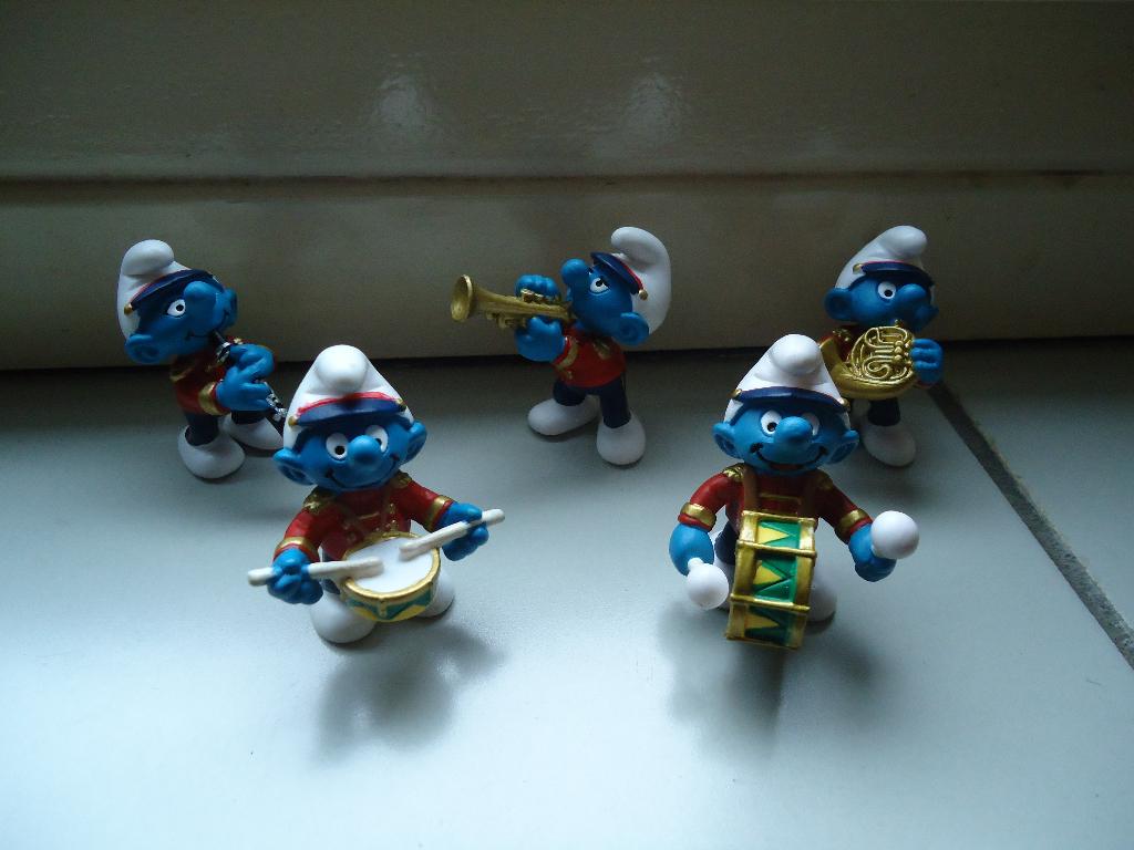 smurf 5 muziek smurfen fanfare, Ophalen of Verzenden, Zo goed als nieuw, Verschillende Smurfen, Poppetje, Figuurtje of Knuffel