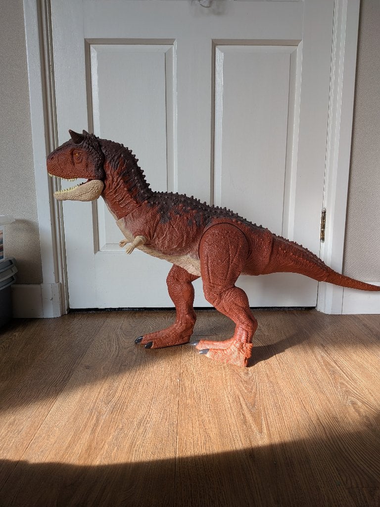 Super Colossal Carnotaurus "Toro"  Jurassic World, Kinderen en Baby's, Ophalen, Gebruikt