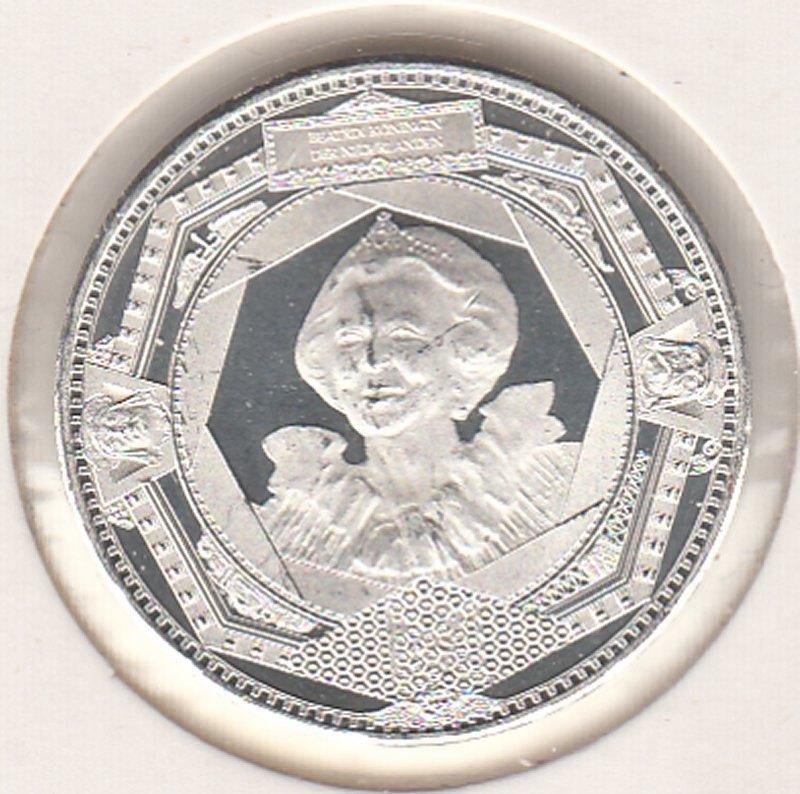 Nederland 5 euro Muntgebouw 2011 UNC in munthouder, Ophalen of Verzenden, Koningin Beatrix, Euro's, Losse munt