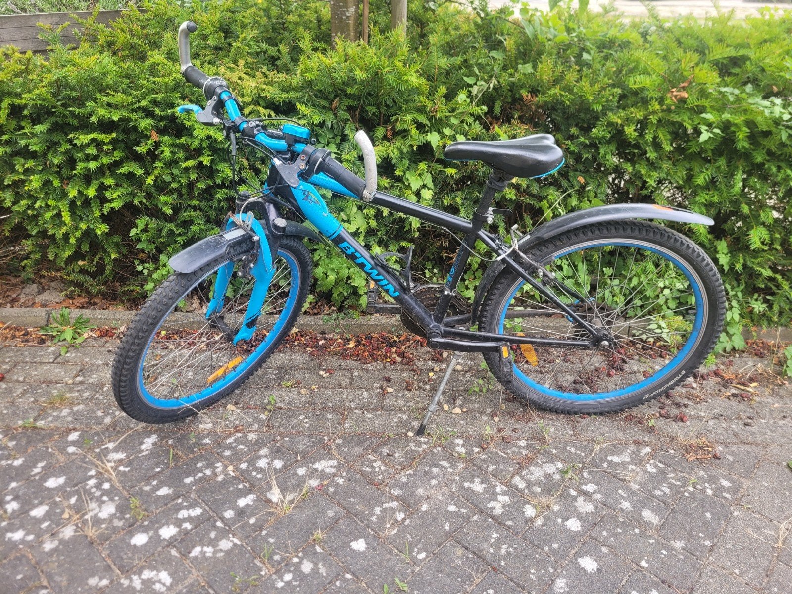 Rockrider Kinder Mountainbike 24 inch - Blauw/Zwart, Ophalen, 20 inch of meer, Gebruikt, Velgrem