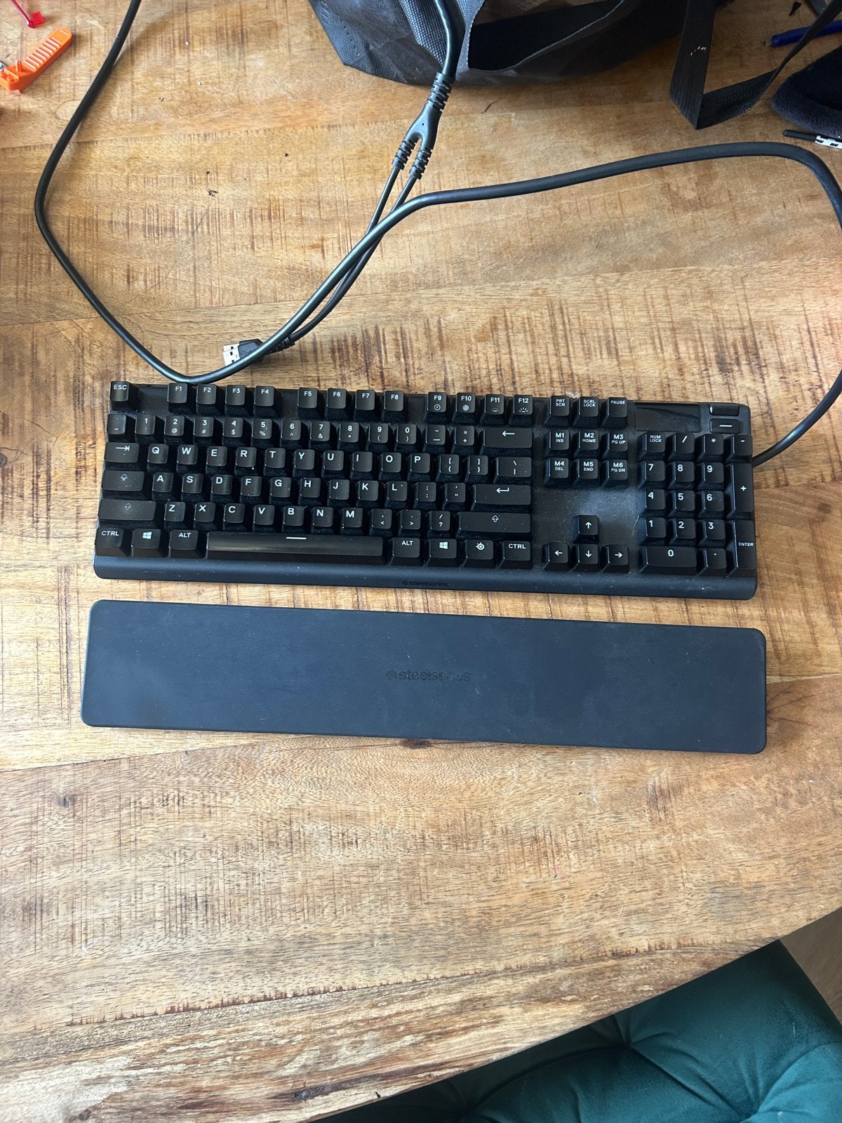 Steelseries apex pro toetsenbord., Computers en Software, Toetsenborden, Ophalen of Verzenden, Zo goed als nieuw