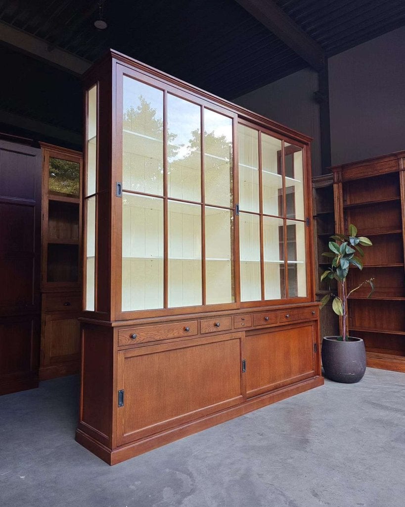 Prachtige klassieke servieskast | Chique vitrinekast  #3649, Huis en Inrichting, Gebruikt, -, 200 cm of meer, -