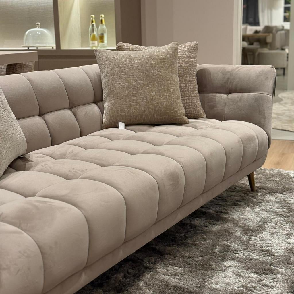 Richmond sale huxley sofa, Huis en Inrichting, Banken | Sofa's en Chaises Longues, Ophalen, 75 tot 100 cm, Stof