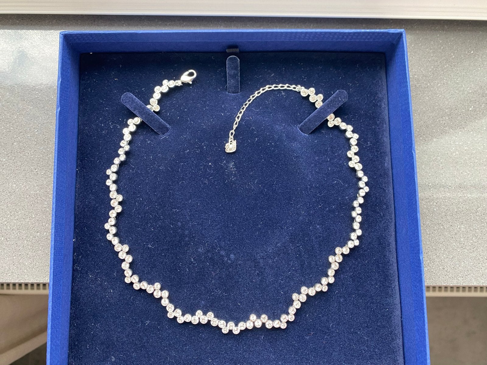 Swarovski ketting met kristallen - Zo goed als nieuw, Overige materialen, Zo goed als nieuw, Zilver, Ophalen