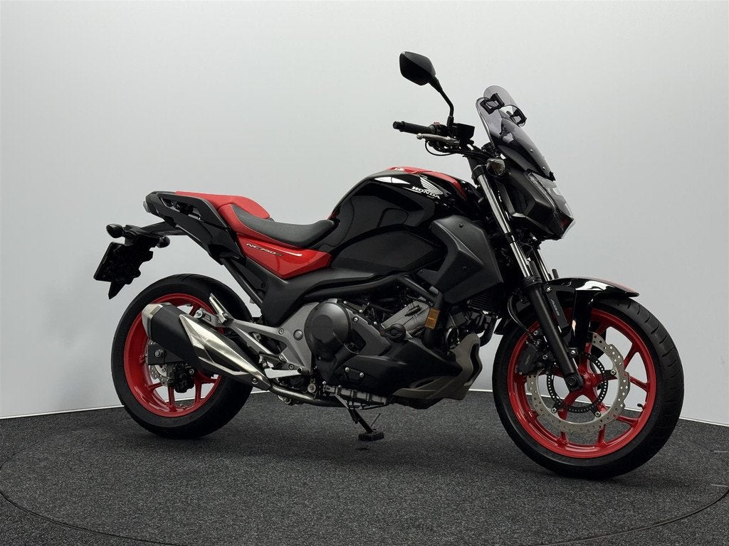 Honda NC 750 S DCT - foto 2