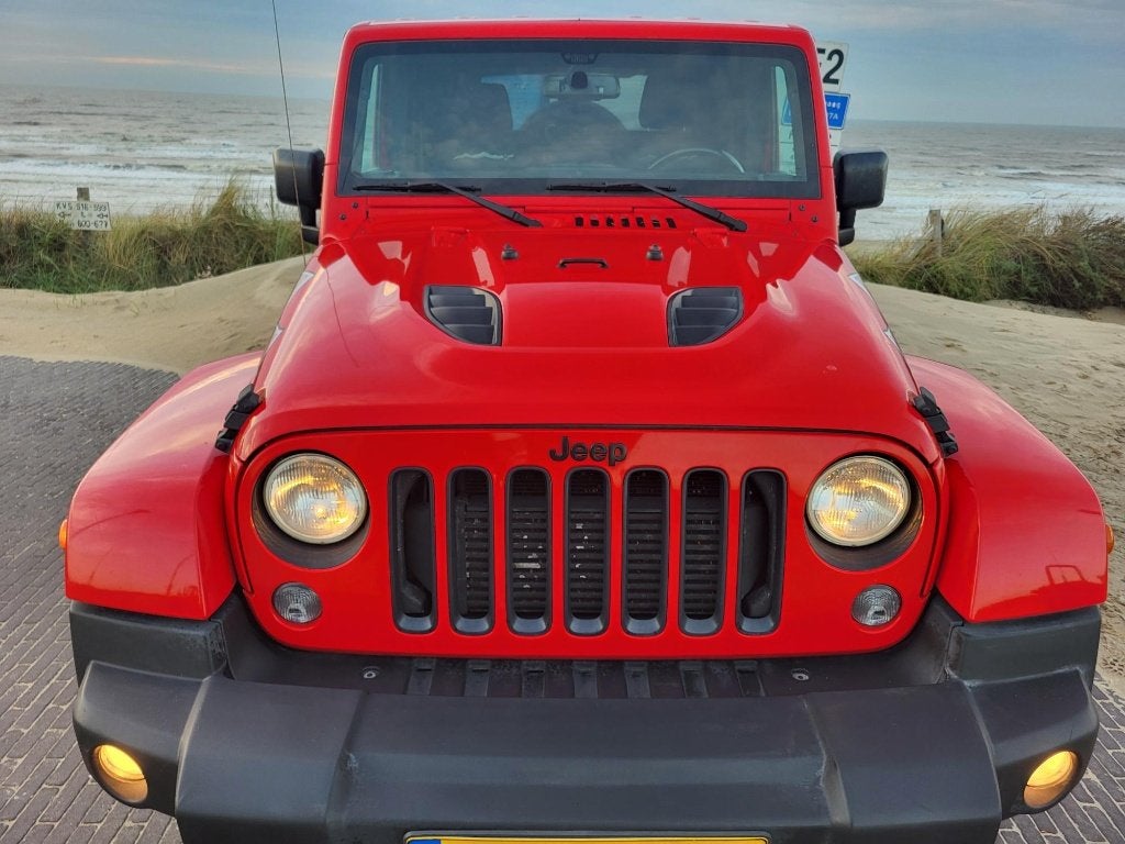 JEEP WRANGLER 2.8 CRD UNLIMITED GRIJS. KENT. bwjr.2016, Automaat, Euro 5, Bluetooth, Zwart