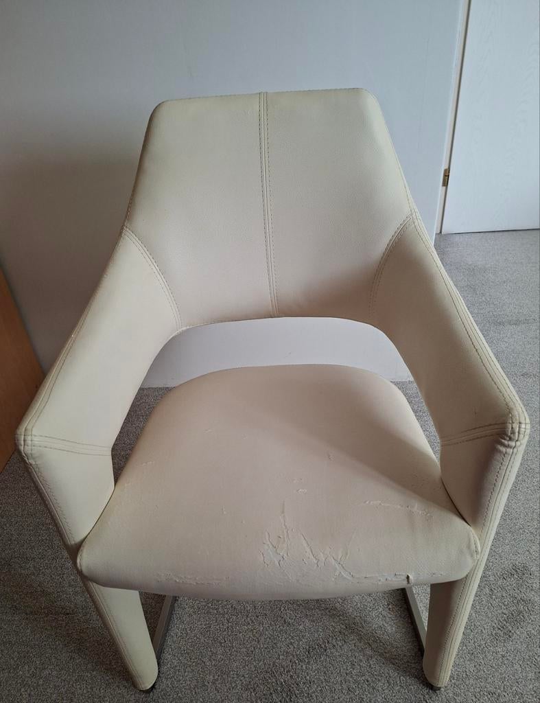 2 eetkamer stoelen met slee poot Gratis, Ophalen of Verzenden, Gebruikt, 50 tot 75 cm