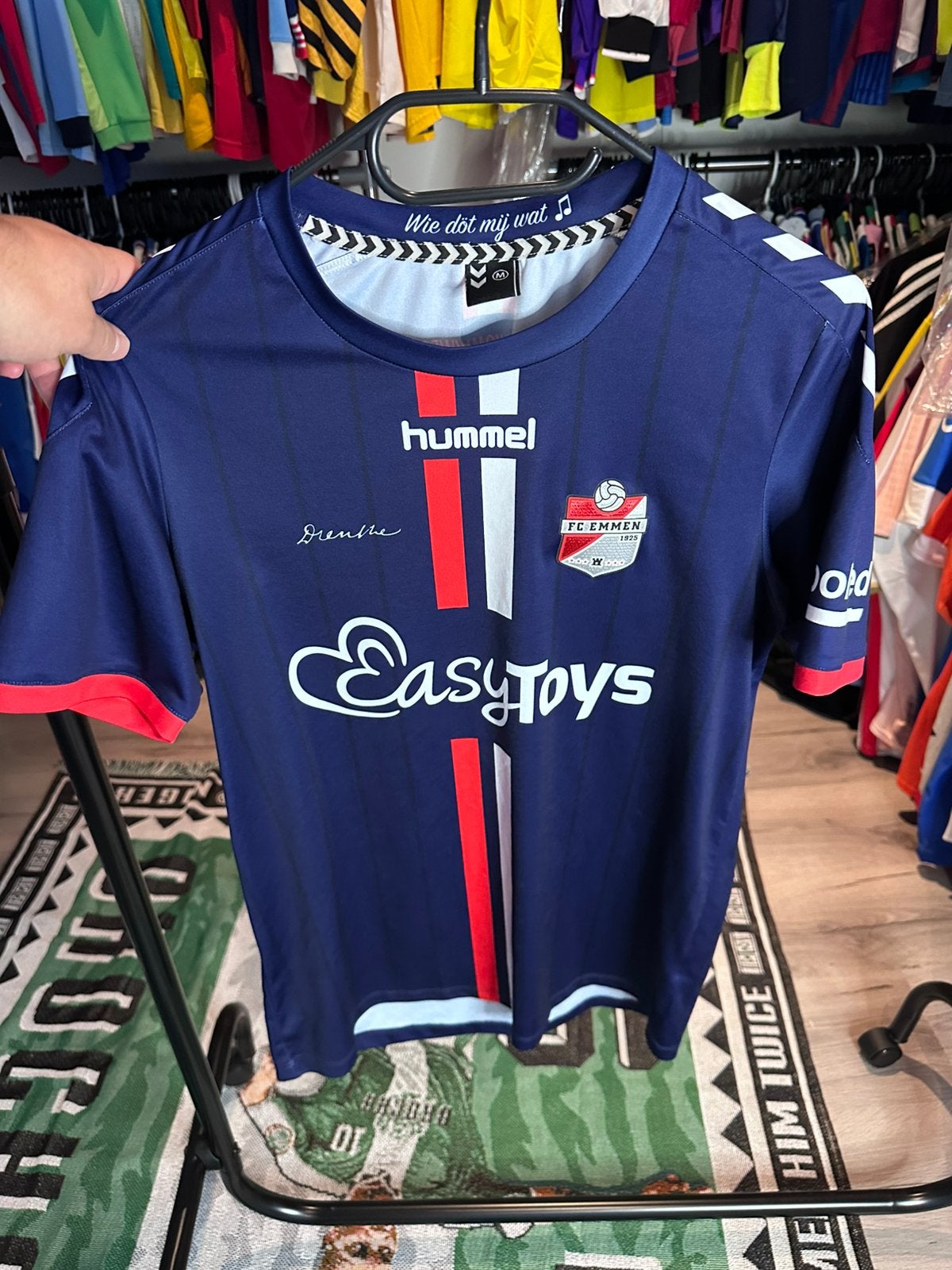 FC Emmen voetbal shirt uit 2020/2021 EasyToys, Maat M, Verzenden, Zo goed als nieuw, Shirt
