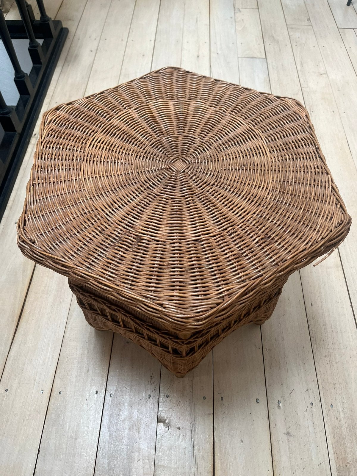 Rotan tafeltje, Huis en Inrichting, Tafels | Bijzettafels, Overige materialen, Minder dan 55 cm, Rond, Bohemian