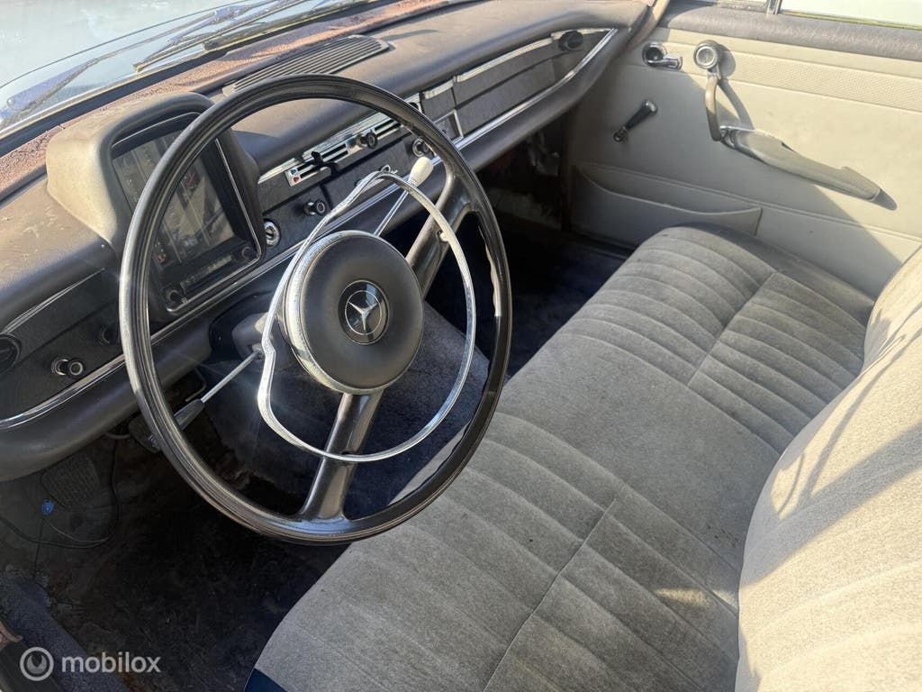 Mercedes W110 Heckflosse Projectwagen, foto 7