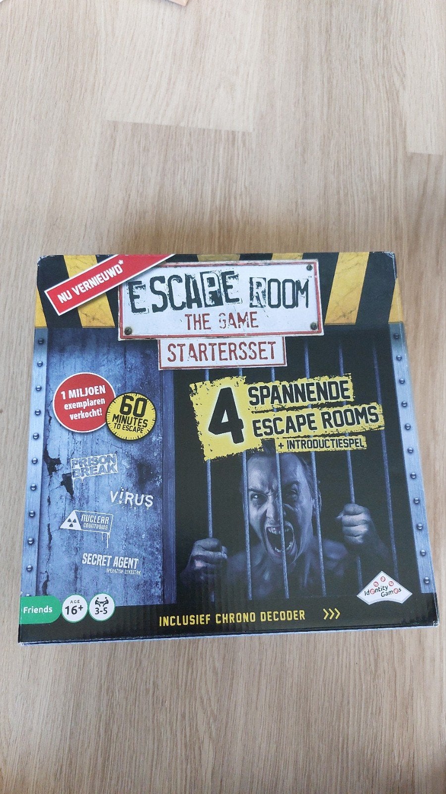 Escape Room The Game - Startersset. Voor 3-5 spelers., Vijf spelers of meer, Ophalen of Verzenden, Zo goed als nieuw