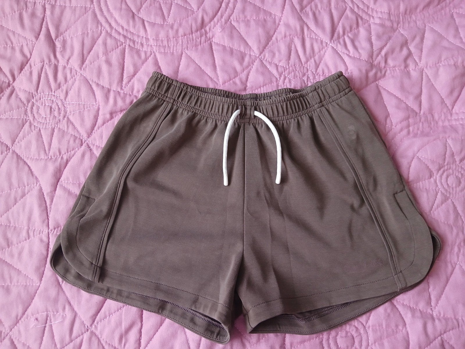 Zara Chromatic Studio sportshort maat 164, Kinderen en Baby's, Kinderkleding | Maat 164, Ophalen of Verzenden, Zo goed als nieuw