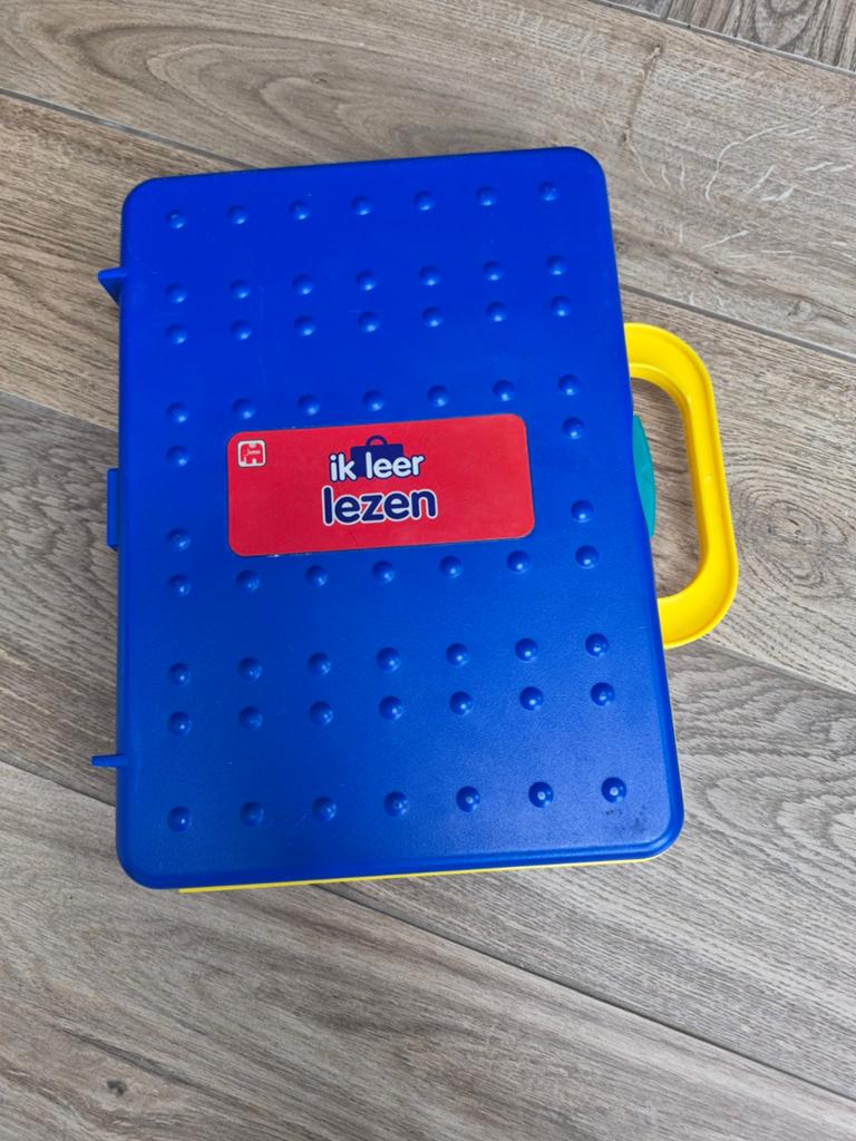 JUMBO Ik leer lezen koffer met letters en afbeeldingen, Ophalen of Verzenden, Gebruikt, Taal en Lezen