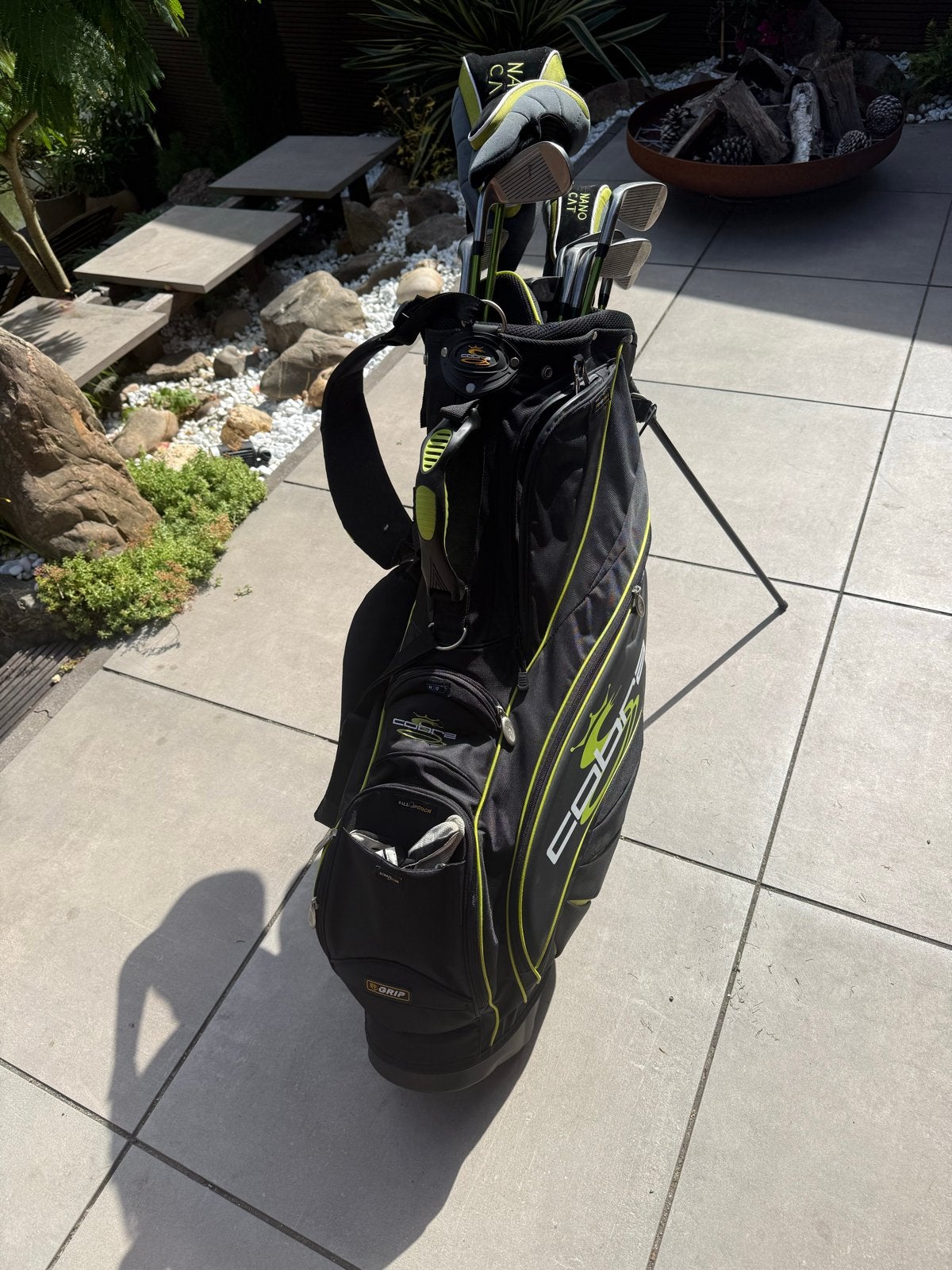 Complete golfset met tas en schoenen - Zeer nette conditie, Ophalen, Zo goed als nieuw, Set, Overige merken
