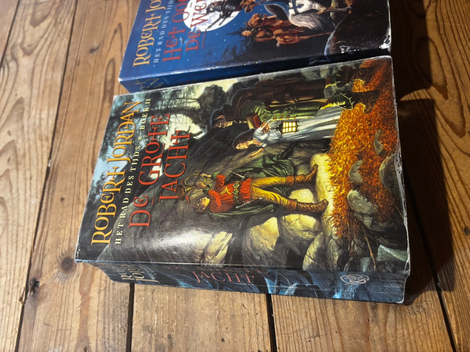 het rad des tijds boek 1 en 2, Ophalen, Zo goed als nieuw