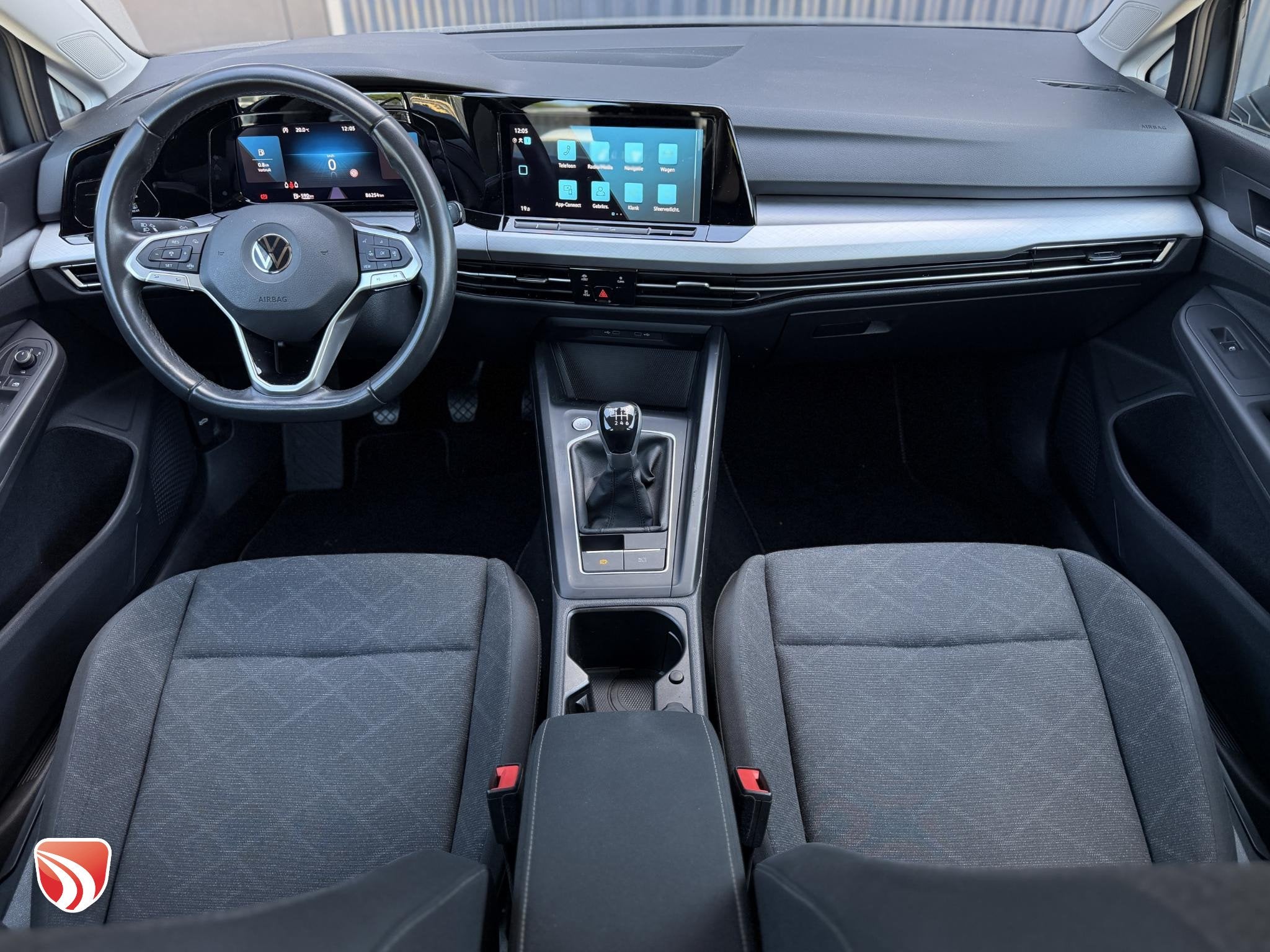 Volkswagen Golf Variant 1.0 TSI Life 110pk | ACC | Carplay |, Stof, Gebruikt, Euro 6, Origineel Nederlands