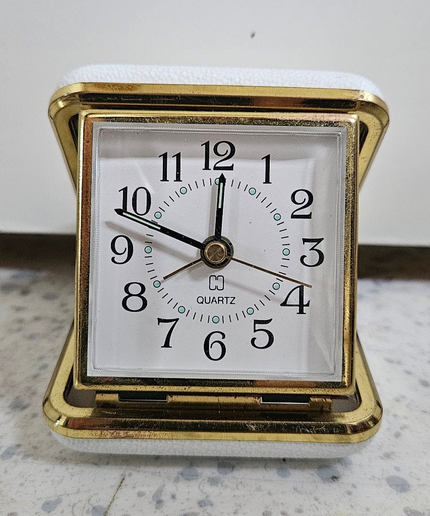 Reiswekker (quarts uurwerk), Antiek en Kunst, Ophalen of Verzenden