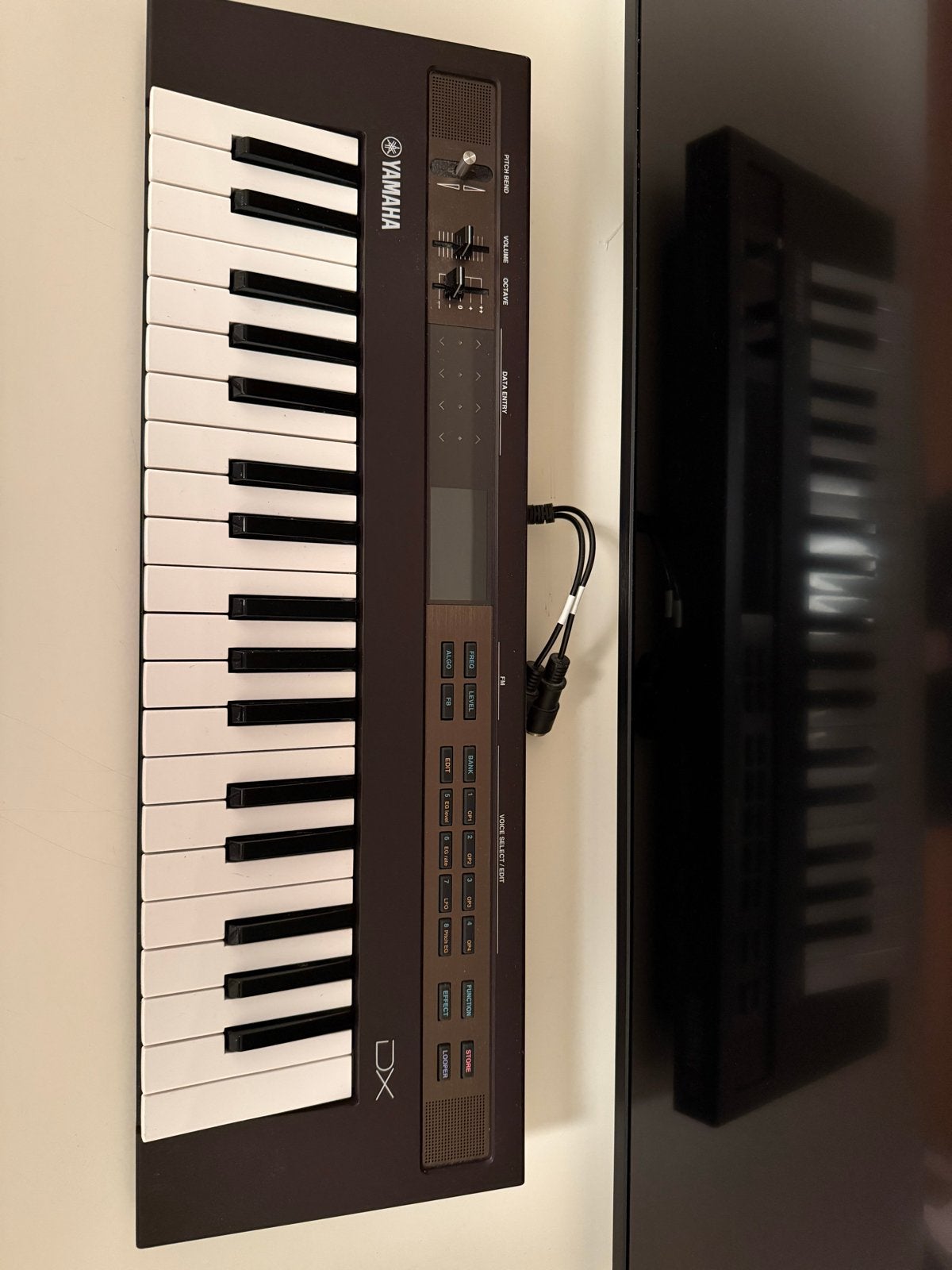 Yamaha Reface DX Synthesizer - Compact en Krachtig, Muziek en Instrumenten, Zo goed als nieuw, Midi-aansluiting, Yamaha, Overige aantallen