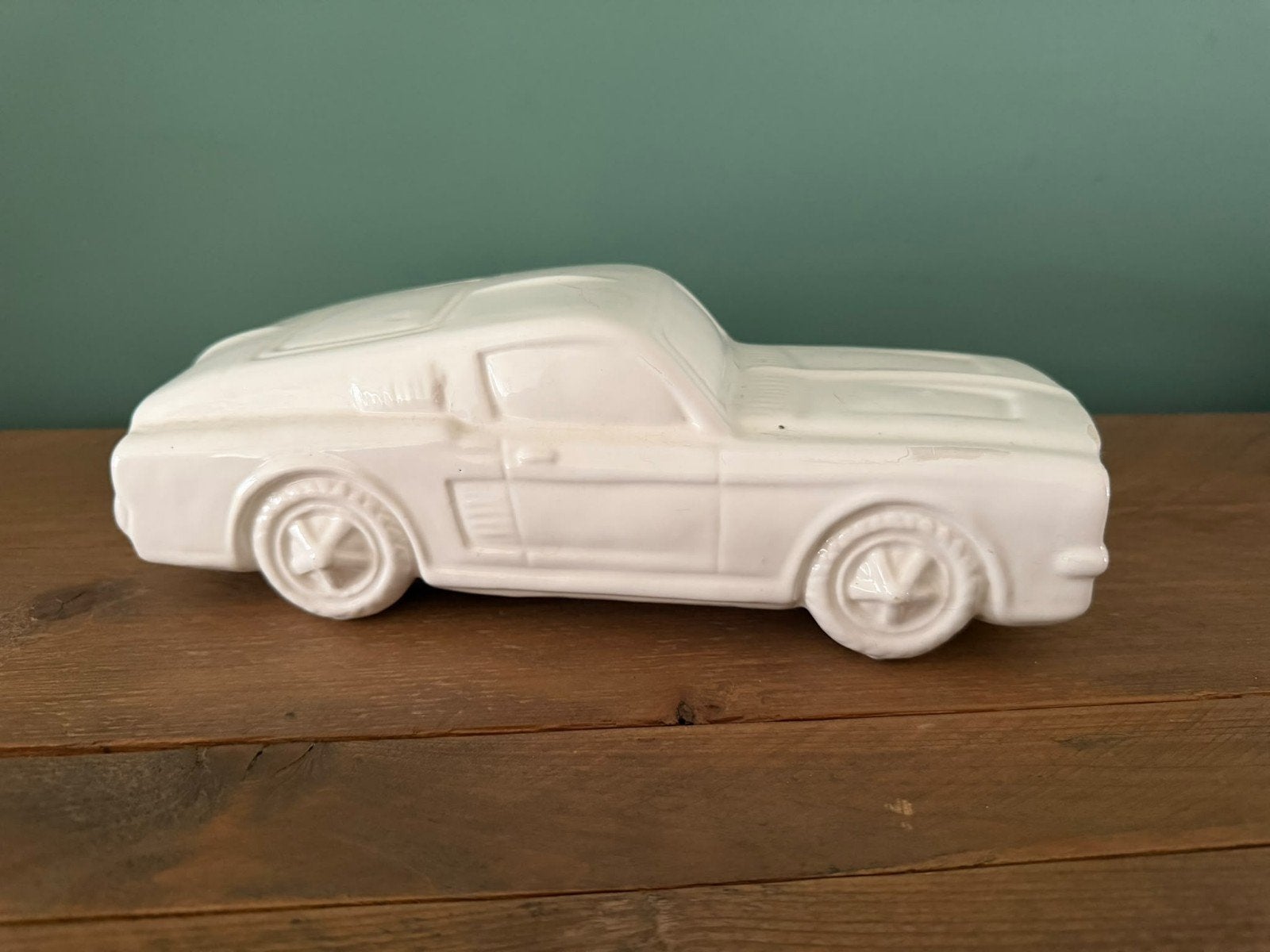Witte keramische auto model (Ford Mustang), Gebruikt, Auto, Groter dan 1:32, Ophalen