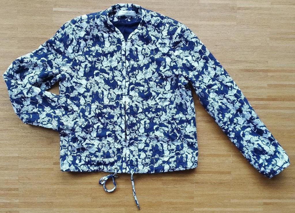 ZARA bomberjasje met blauwe bloemen print, maat M, Overige kleuren, Zara, Ophalen of Verzenden, Jasje