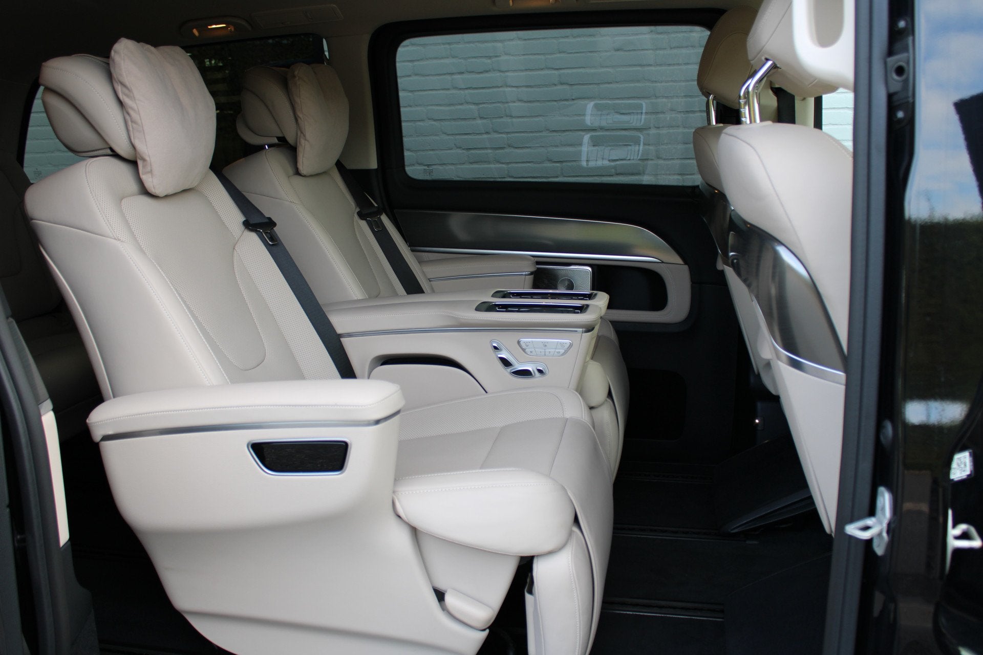 Mercedes-Benz V-Klasse 300d / XXL / AMG / Exclusive / 4-Mati, Auto's, Automaat, Gebruikt, 4 cilinders, Met garantie (alle)