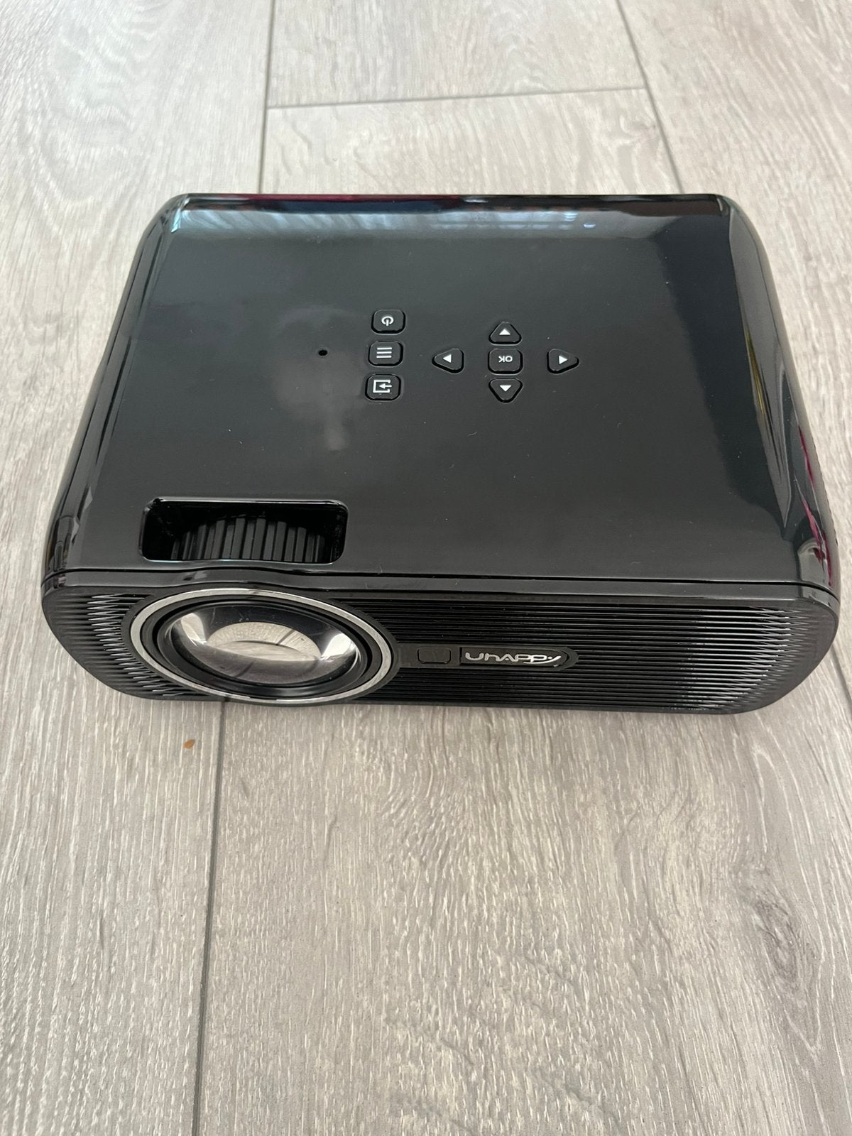 Beamer led, Ophalen of Verzenden, Gebruikt, LED, Full HD (1080)