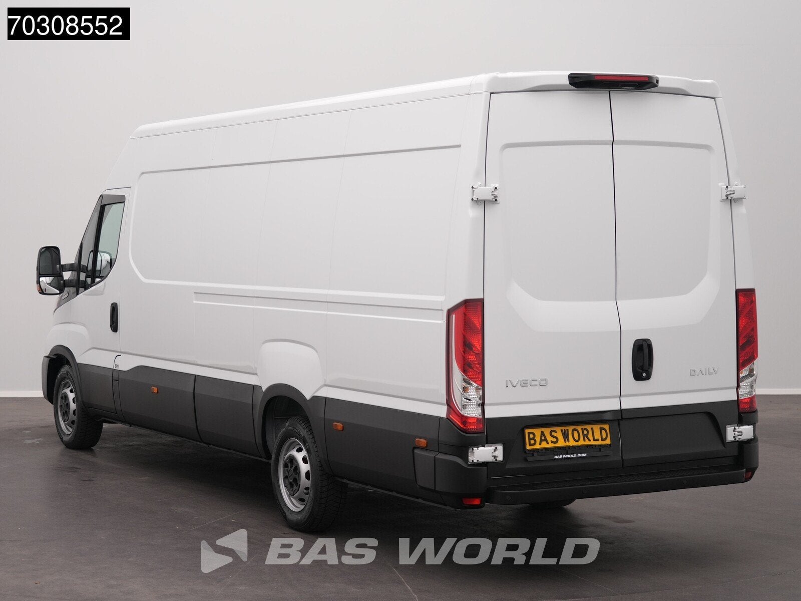 Iveco Daily 35S18 3.0L Automaat 180PK L3H2 ACC Airco Camera, Auto's, Automaat, Stof, Euro 6, 4 cilinders