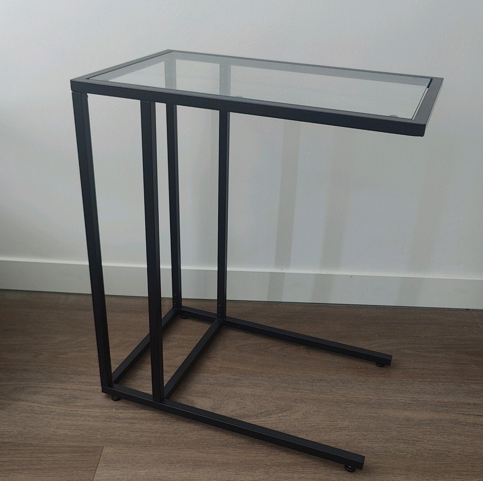 Laptophouder/ bijzettafel zwart met glas. Vittsjö, Minder dan 55 cm, Rechthoekig, Ophalen, 45 tot 60 cm