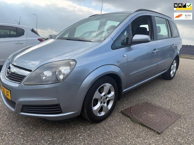 Opel Zafira 1.8 Enjoy 7Persoons Airco Navigatie Cruise-Contr, Auto's, Opel, Stof, Gebruikt, 4 cilinders, Origineel Nederlands