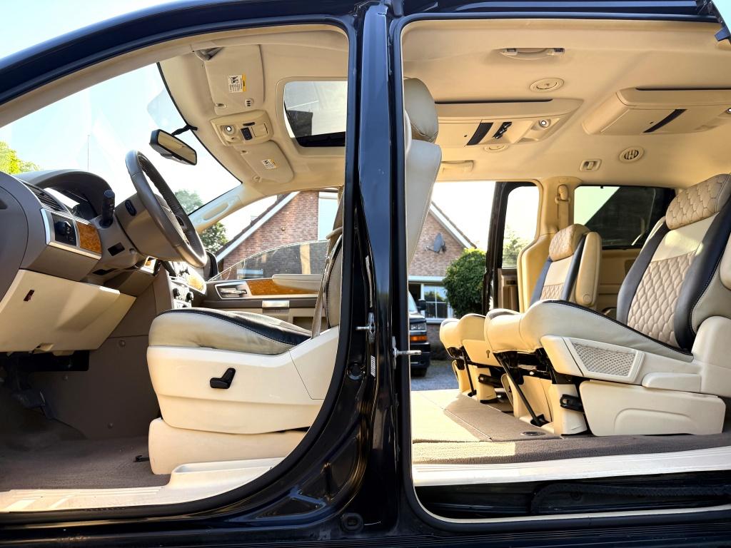Chrysler Grand Voyager 4.0 V6 LIMITED VIP OPEN-DAK J.DAIMLER, Gebruikt, Beige, Grand Voyager, 7 stoelen
